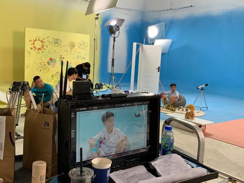 梵星时代练习生何佩芸、郝艺凯幕后探秘 华为平板广告拍摄花絮